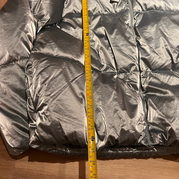 Brand new w/ tags Old Navy Puffer Jacket Silver - Picture 6 of 7